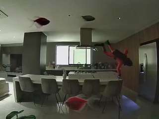 voyeurcam-casa-salsa-fishtank