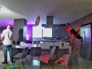 voyeurcam-casa-salsa-fishtank