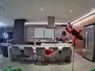 voyeurcam-casa-salsa-fishtank