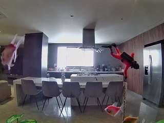voyeurcam-casa-salsa-fishtank