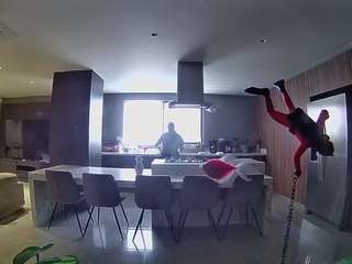 voyeurcam-casa-salsa-fishtank