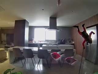 voyeurcam-casa-salsa-fishtank