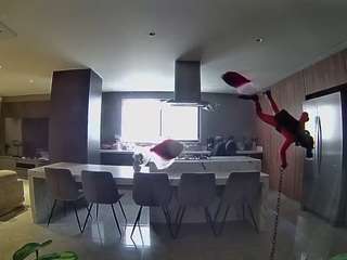 voyeurcam-casa-salsa-fishtank