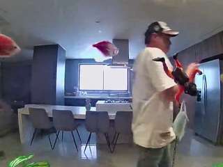 voyeurcam-casa-salsa-fishtank