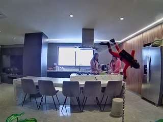 voyeurcam-casa-salsa-fishtank