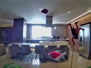 voyeurcam-casa-salsa-fishtank