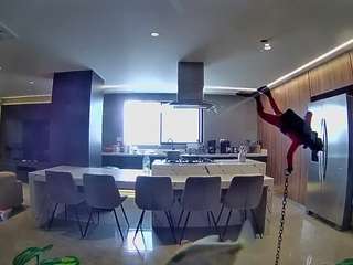 voyeurcam-casa-salsa-fishtank