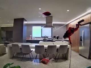 voyeurcam-casa-salsa-fishtank