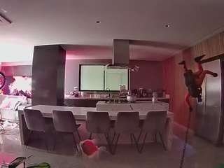 voyeurcam-casa-salsa-fishtank