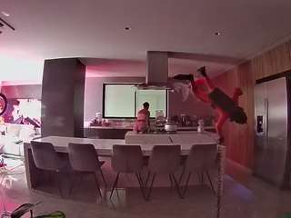 voyeurcam-casa-salsa-fishtank