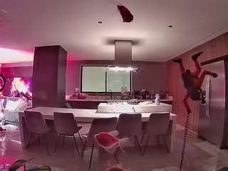 voyeurcam-casa-salsa-fishtank