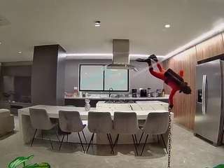 voyeurcam-casa-salsa-fishtank