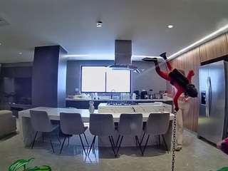 voyeurcam-casa-salsa-fishtank