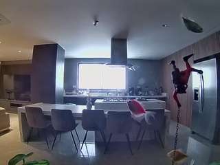 voyeurcam-casa-salsa-fishtank