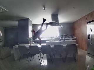 voyeurcam-casa-salsa-fishtank