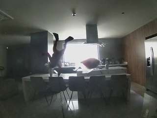 voyeurcam-casa-salsa-fishtank
