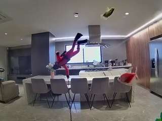 voyeurcam-casa-salsa-fishtank