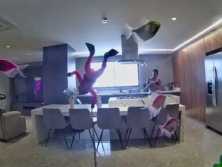 voyeurcam-casa-salsa-fishtank