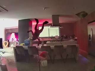 voyeurcam-casa-salsa-fishtank