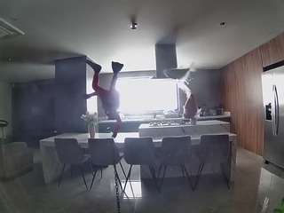 voyeurcam-casa-salsa-fishtank