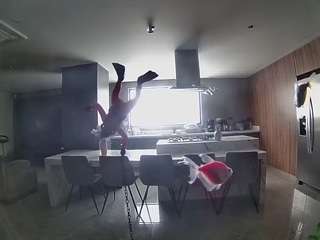 voyeurcam-casa-salsa-fishtank