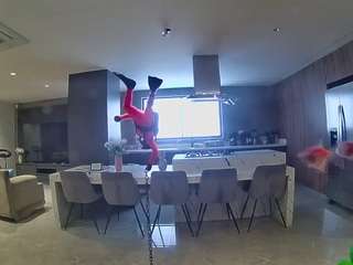 voyeurcam-casa-salsa-fishtank webcam model