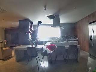 voyeurcam-casa-salsa-fishtank