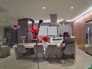 voyeurcam-casa-salsa-fishtank