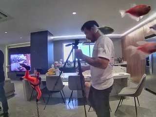 voyeurcam-casa-salsa-fishtank