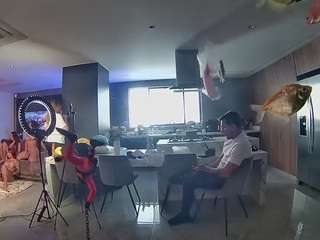 voyeurcam-casa-salsa-fishtank