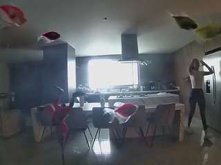 voyeurcam-casa-salsa-fishtank
