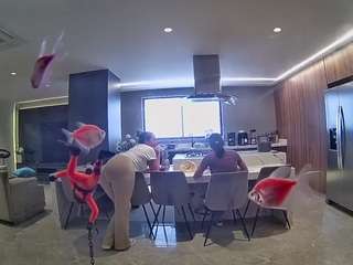 voyeurcam-casa-salsa-fishtank