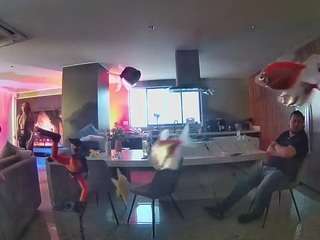 voyeurcam-casa-salsa-fishtank