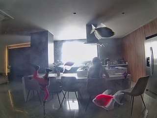 voyeurcam-casa-salsa-fishtank