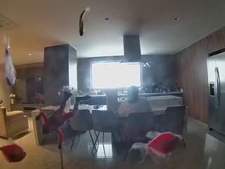 voyeurcam-casa-salsa-fishtank