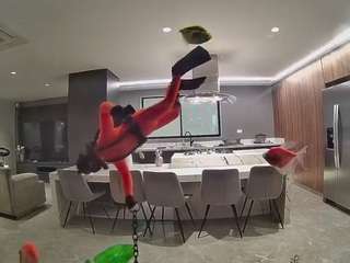 voyeurcam-casa-salsa-fishtank