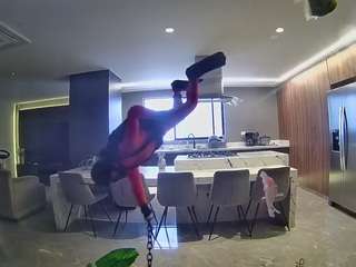 voyeurcam-casa-salsa-fishtank