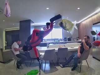 voyeurcam-casa-salsa-fishtank