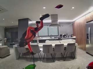 voyeurcam-casa-salsa-fishtank