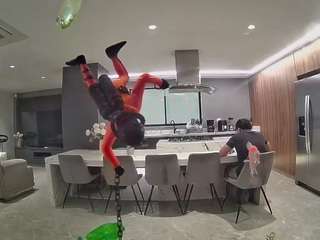 voyeurcam-casa-salsa-fishtank