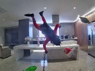 voyeurcam-casa-salsa-fishtank