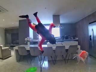 voyeurcam-casa-salsa-fishtank