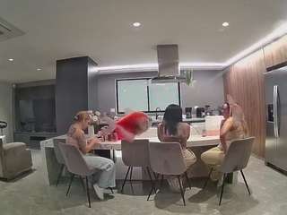 voyeurcam-casa-salsa-fishtank