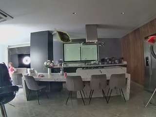 voyeurcam-casa-salsa-fishtank