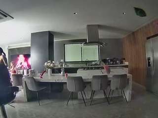 voyeurcam-casa-salsa-fishtank
