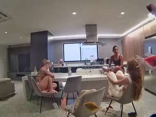 voyeurcam-casa-salsa-fishtank