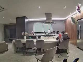 voyeurcam-casa-salsa-fishtank