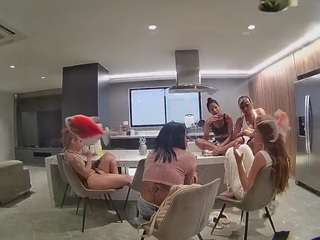 voyeurcam-casa-salsa-fishtank