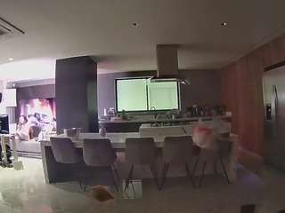 voyeurcam-casa-salsa-fishtank