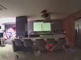voyeurcam-casa-salsa-fishtank